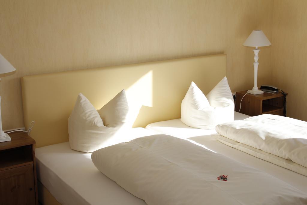 Landhotel Franck Garni Brietlingen Chambre photo